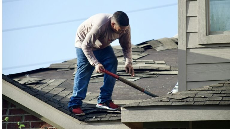 Refaire une toiture de 100 m²